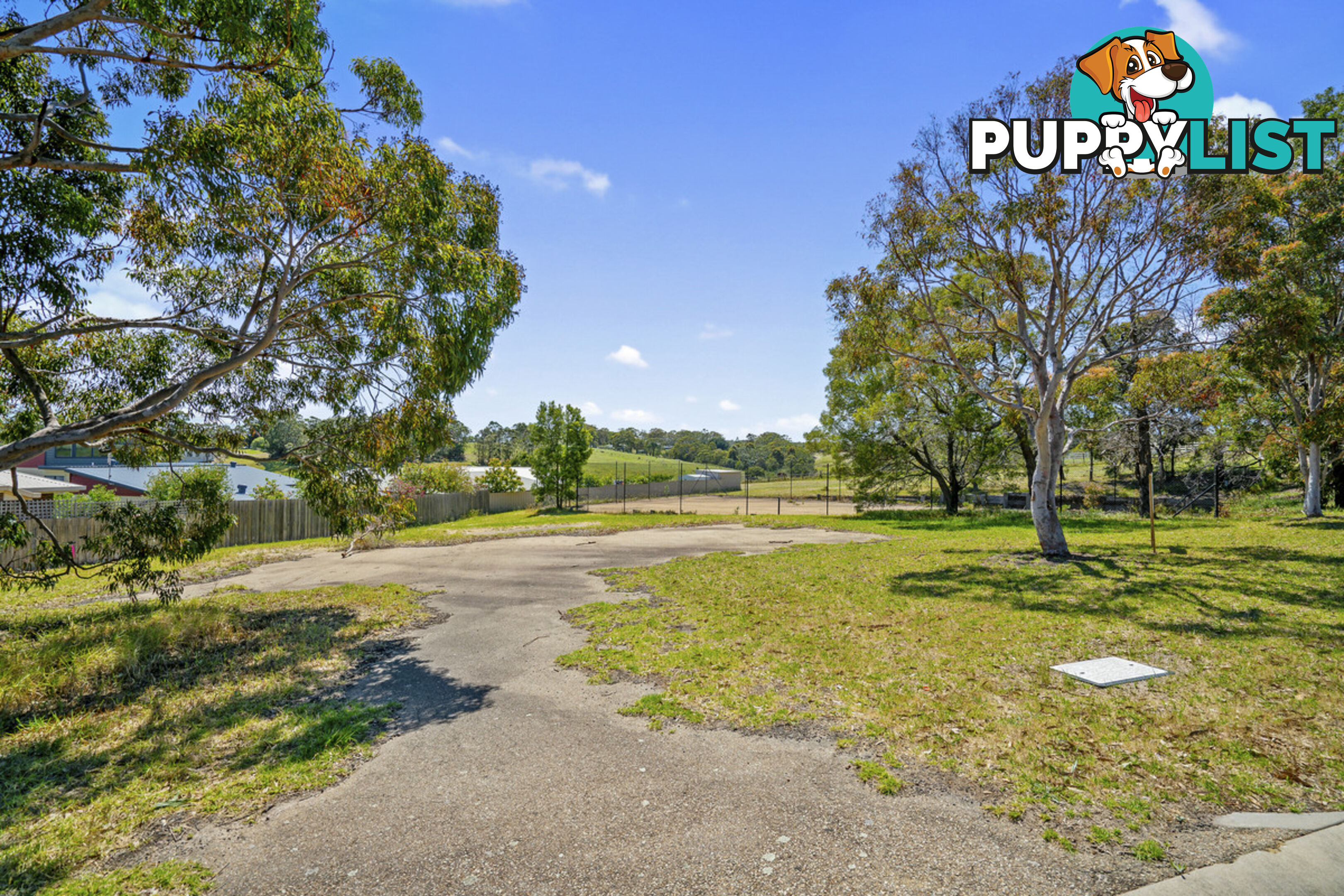 4 Tarra Drive LAKES ENTRANCE VIC 3909