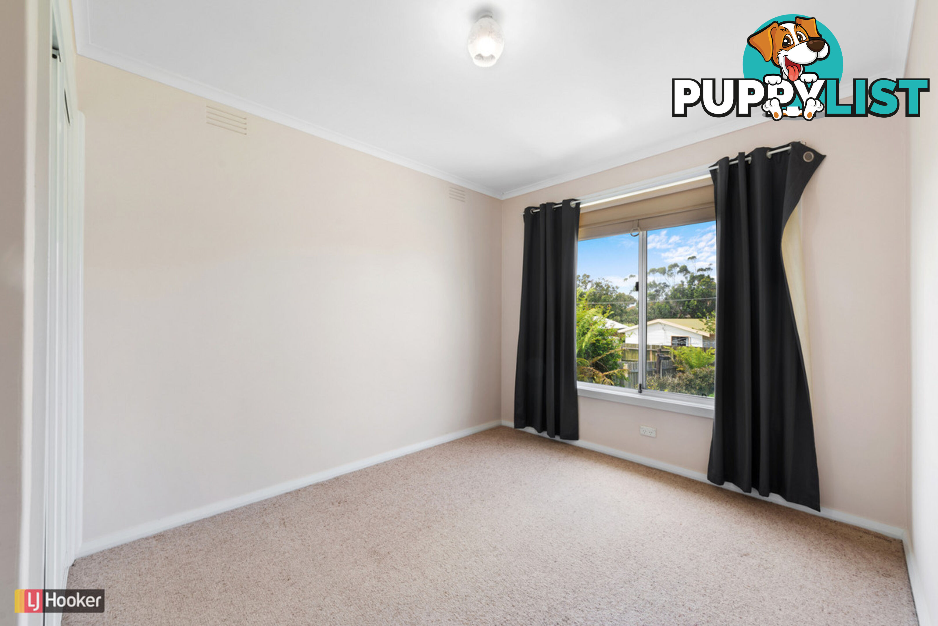 14 Robin Street LAKES ENTRANCE VIC 3909