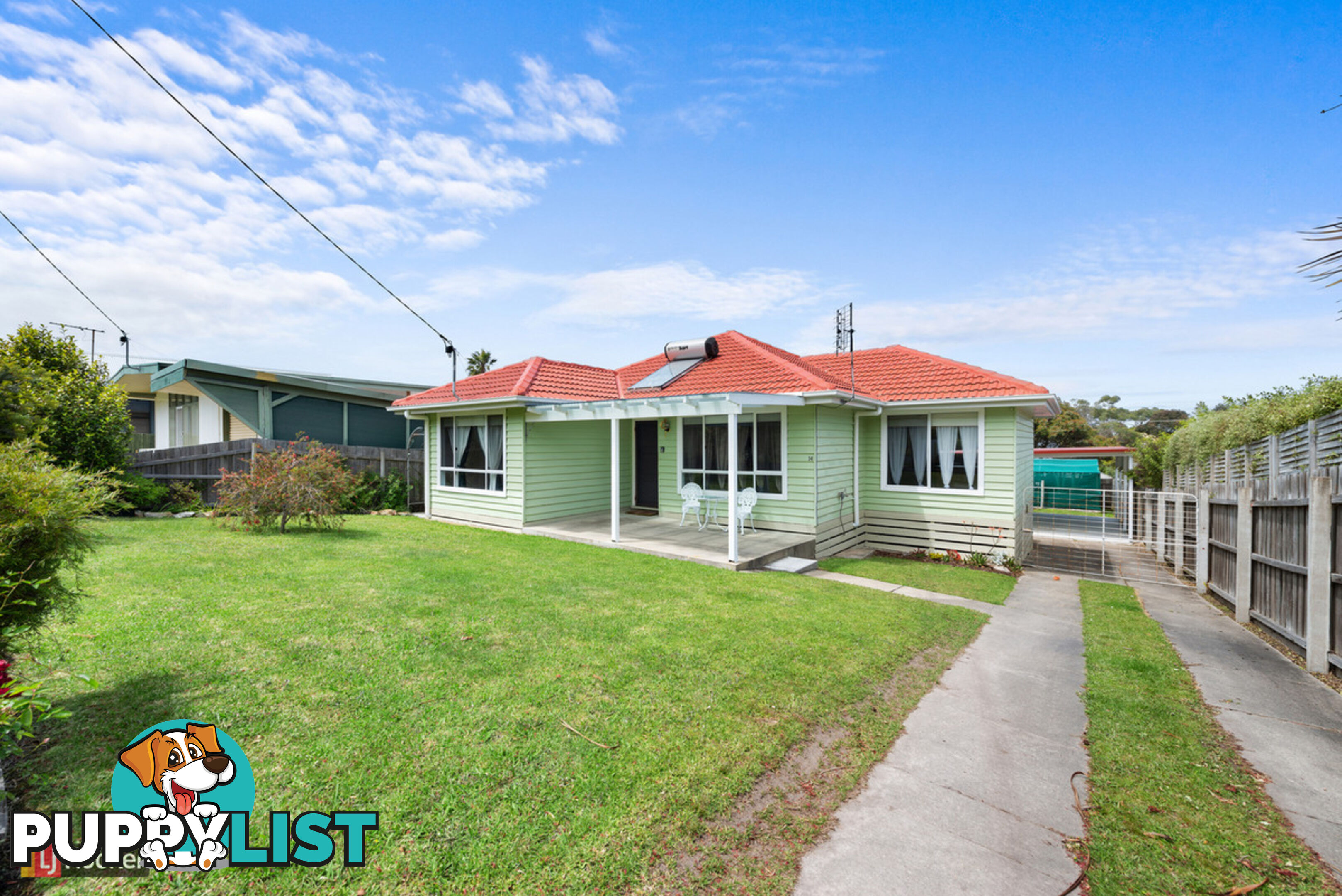 14 Robin Street LAKES ENTRANCE VIC 3909