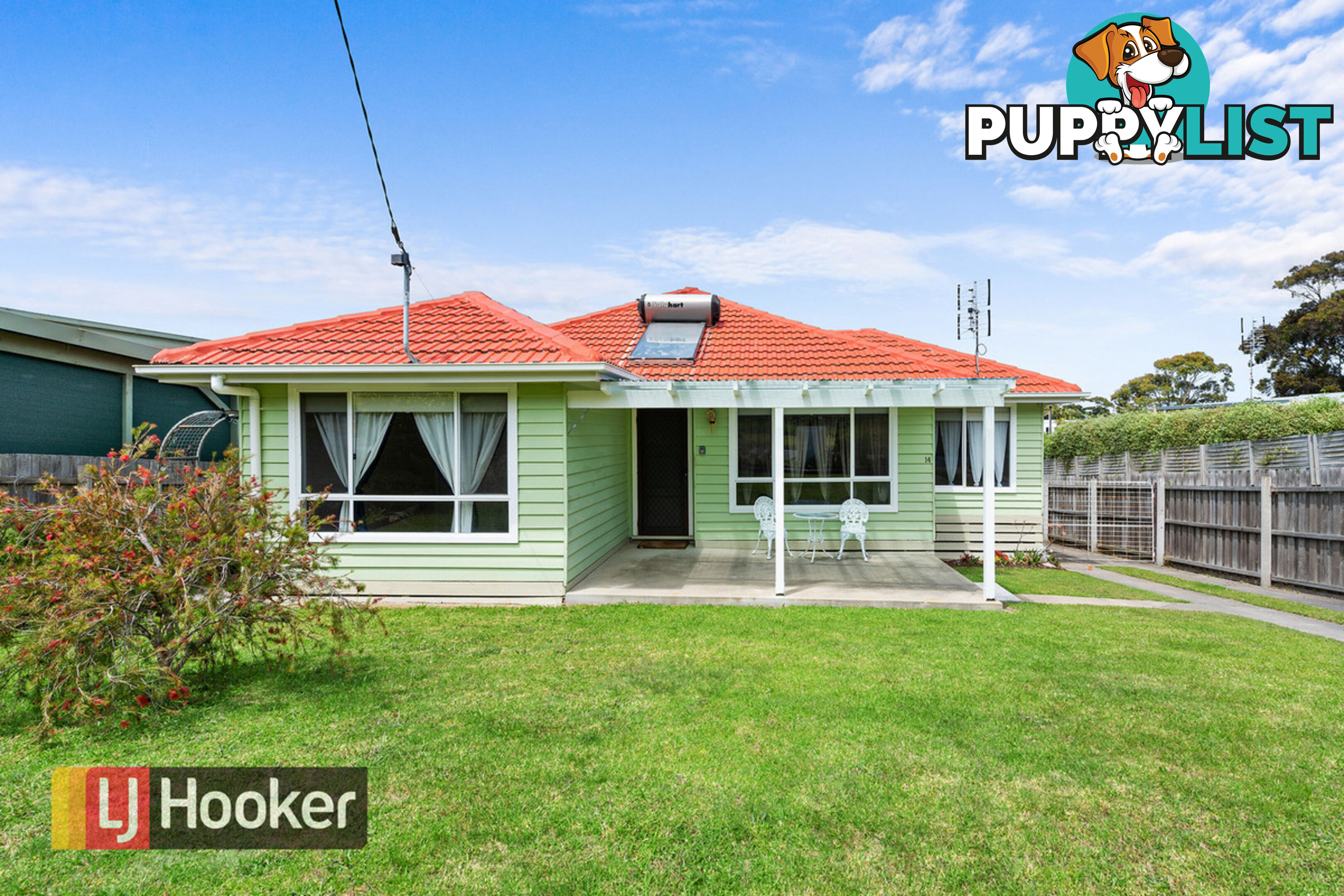 14 Robin Street LAKES ENTRANCE VIC 3909