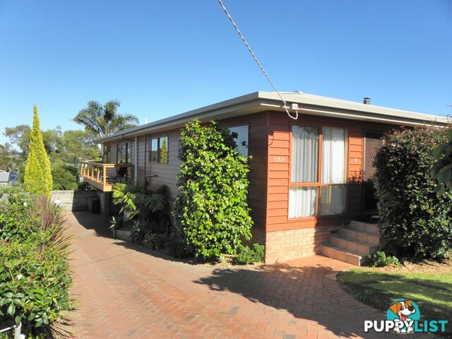 135 Myer Street LAKES ENTRANCE VIC 3909