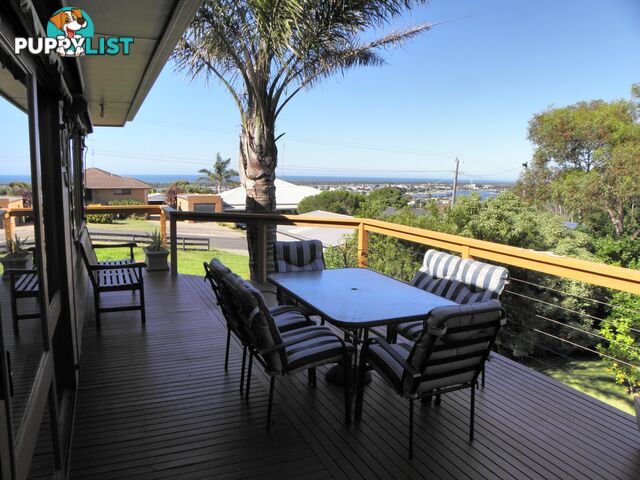 135 Myer Street LAKES ENTRANCE VIC 3909