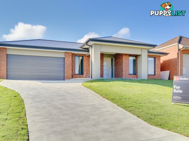 11 Ewing Court LAKES ENTRANCE VIC 3909