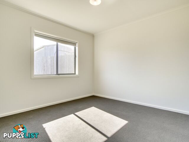 11 Ewing Court LAKES ENTRANCE VIC 3909