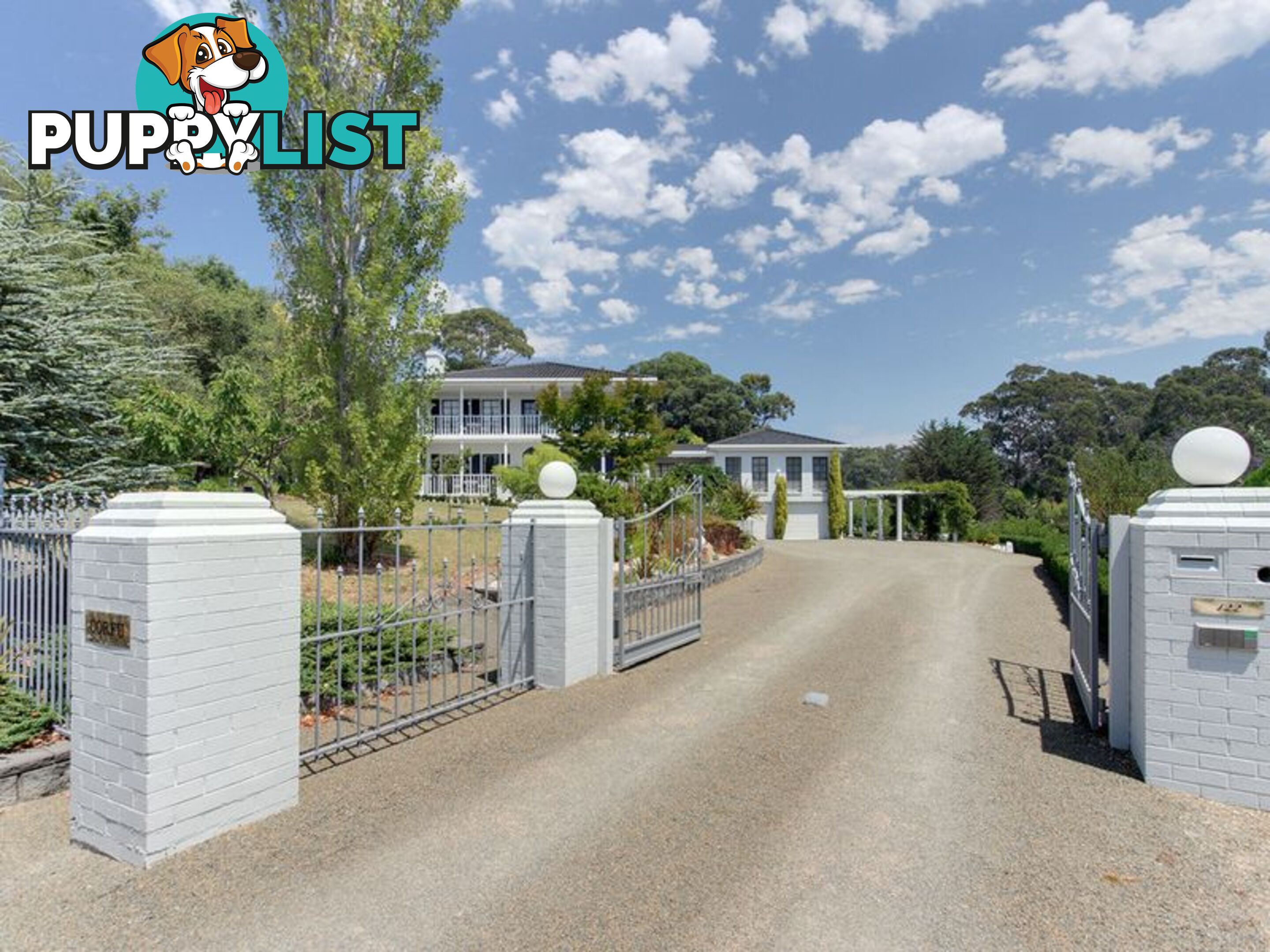 122 Albatross Road LAKES ENTRANCE VIC 3909