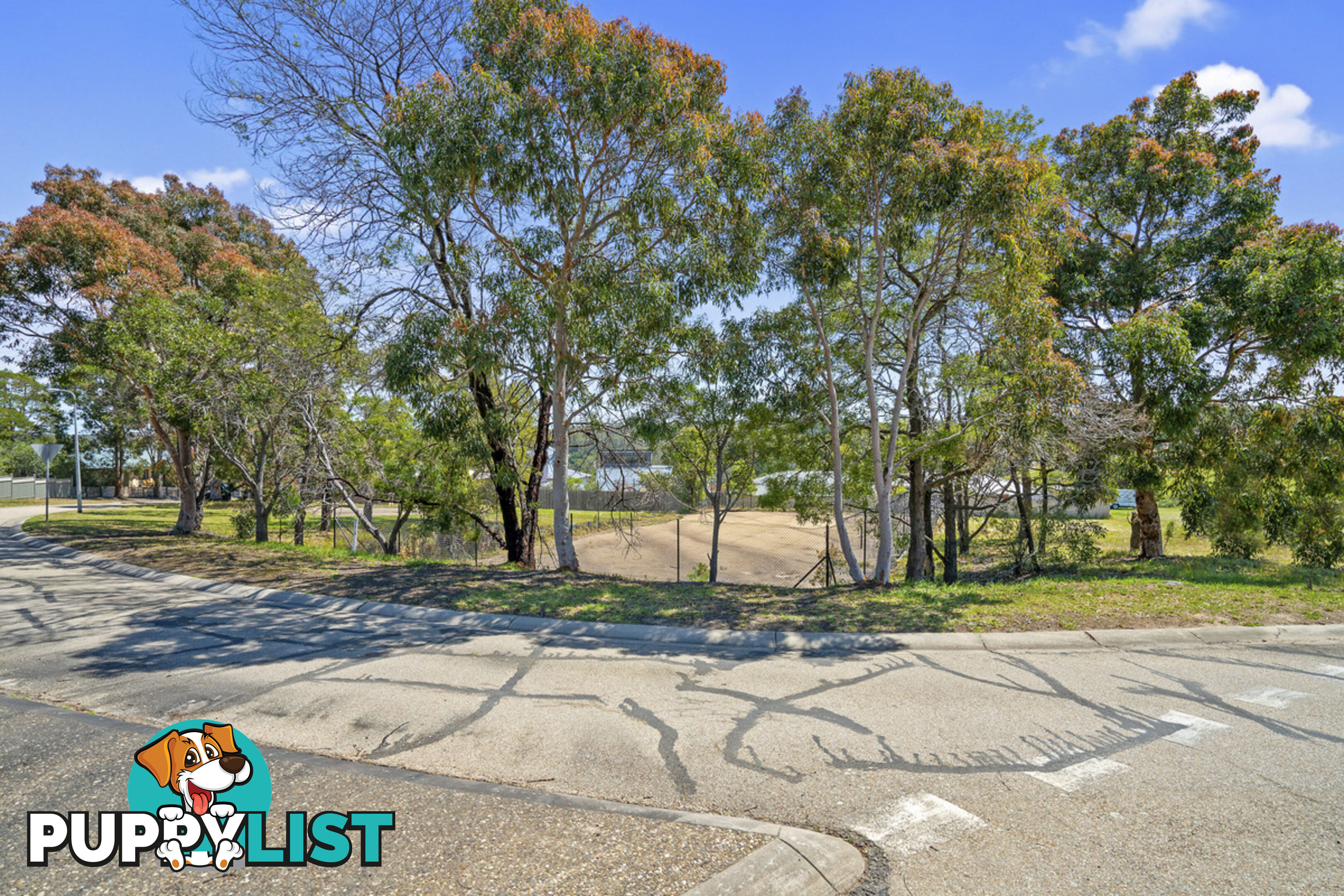 2 Tarra Drive LAKES ENTRANCE VIC 3909