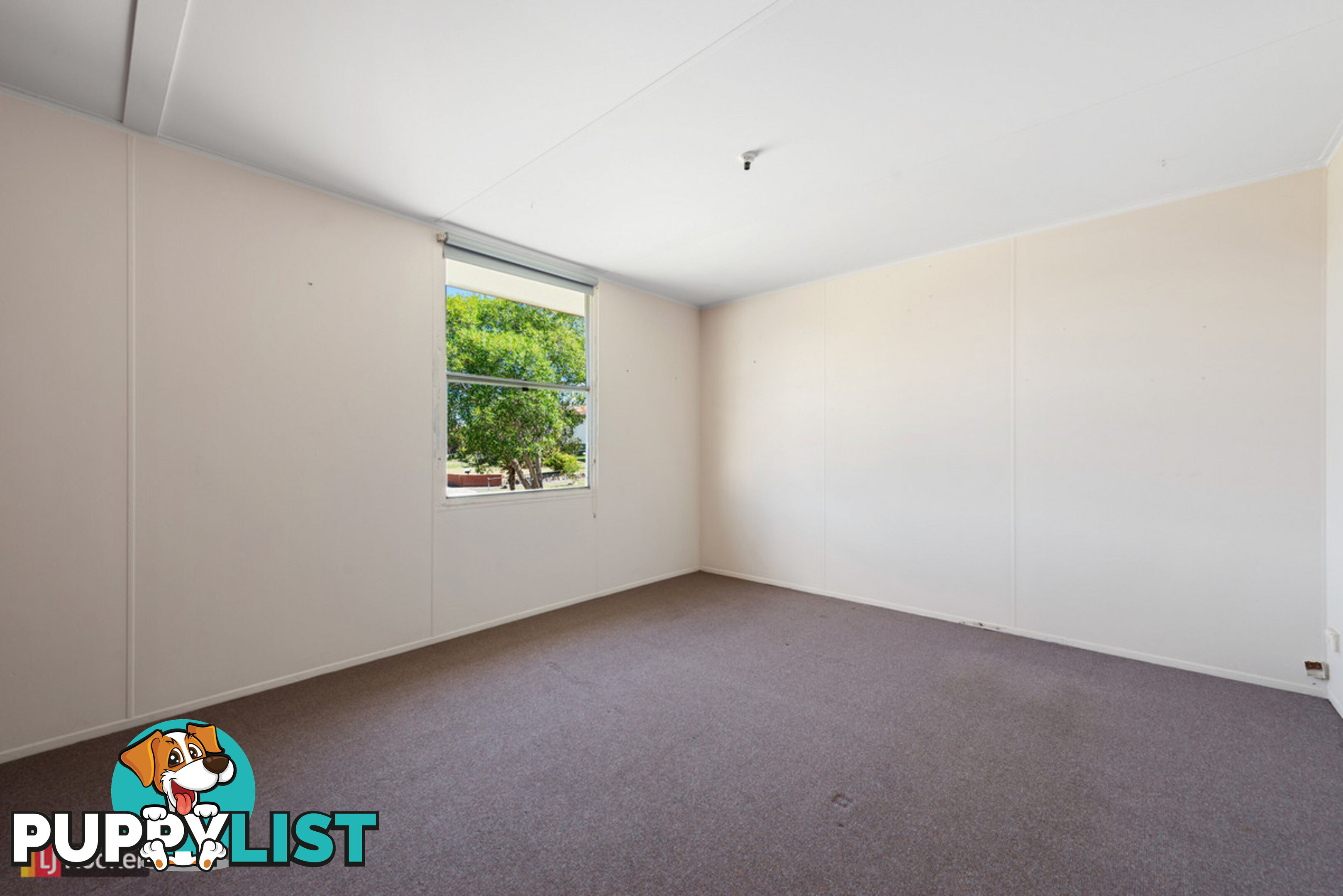 20 Phillips Street LAKES ENTRANCE VIC 3909