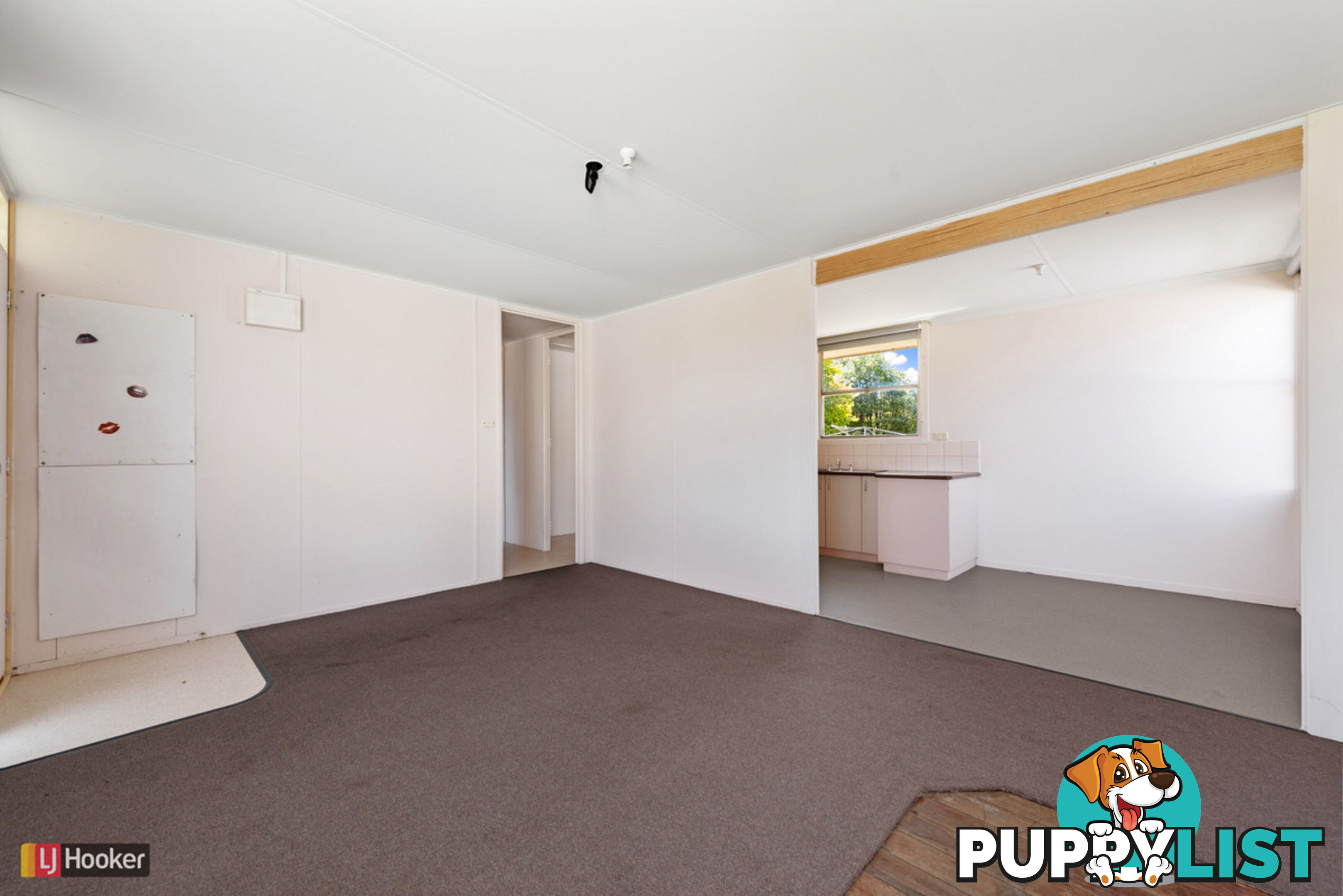 20 Phillips Street LAKES ENTRANCE VIC 3909