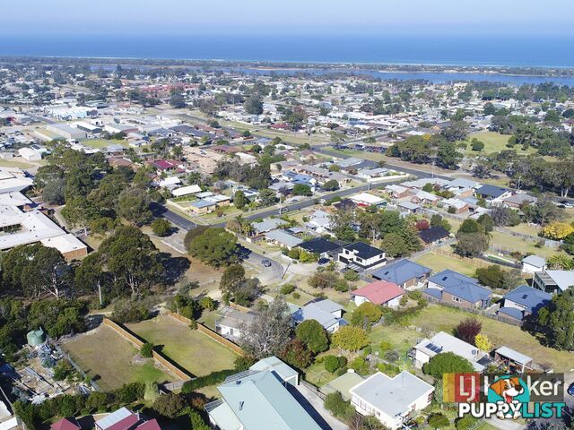 7A Outlook Avenue LAKES ENTRANCE VIC 3909