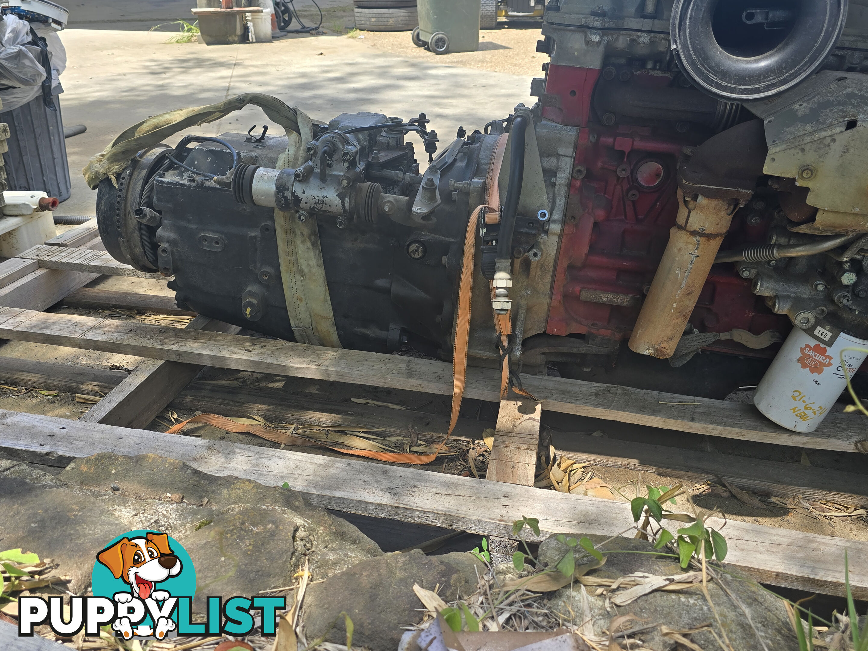 MK6 Nissan Diesel  ENGINE &amp; BOX