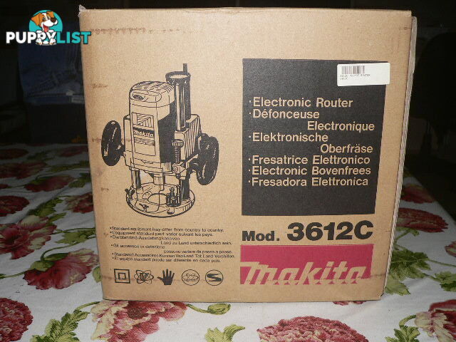 Makita 2300 watt wood router