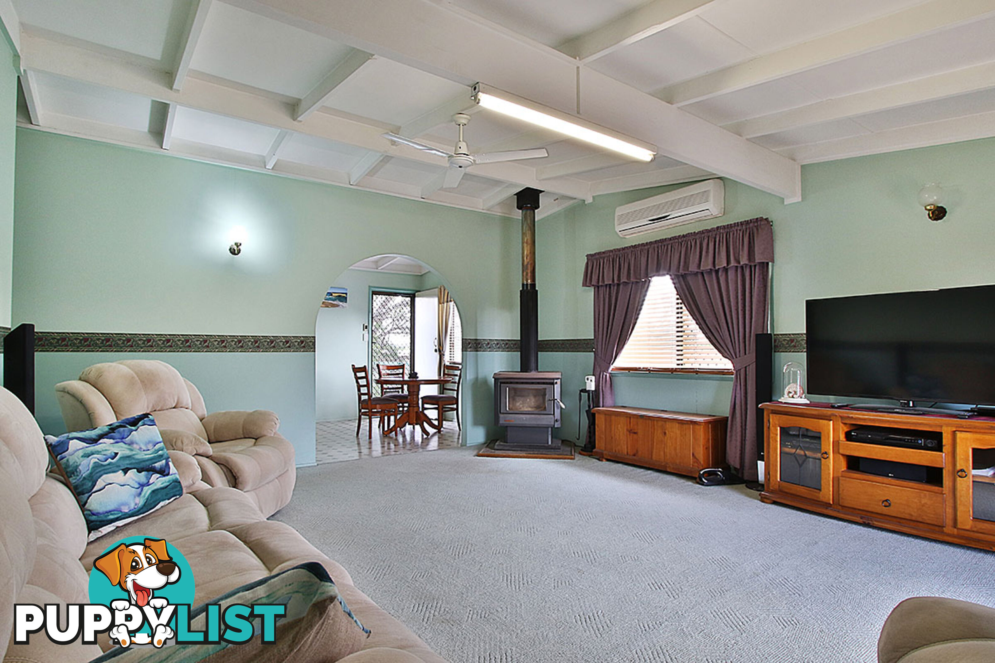 42 Wade St BUNDAMBA QLD 4304