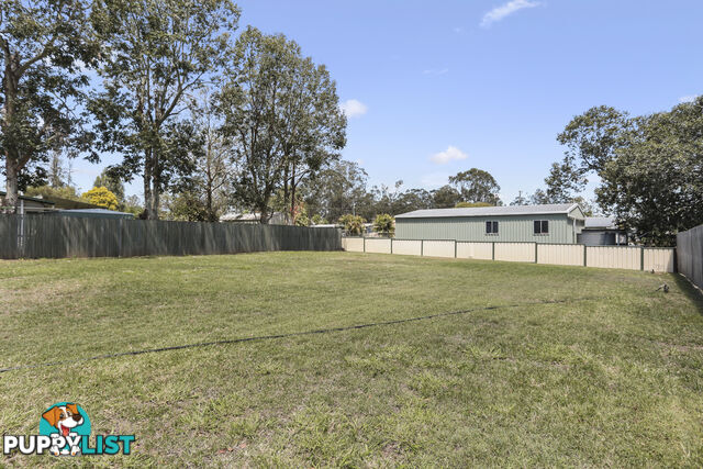 8 MACAULAY STREET FERNVALE QLD 4306