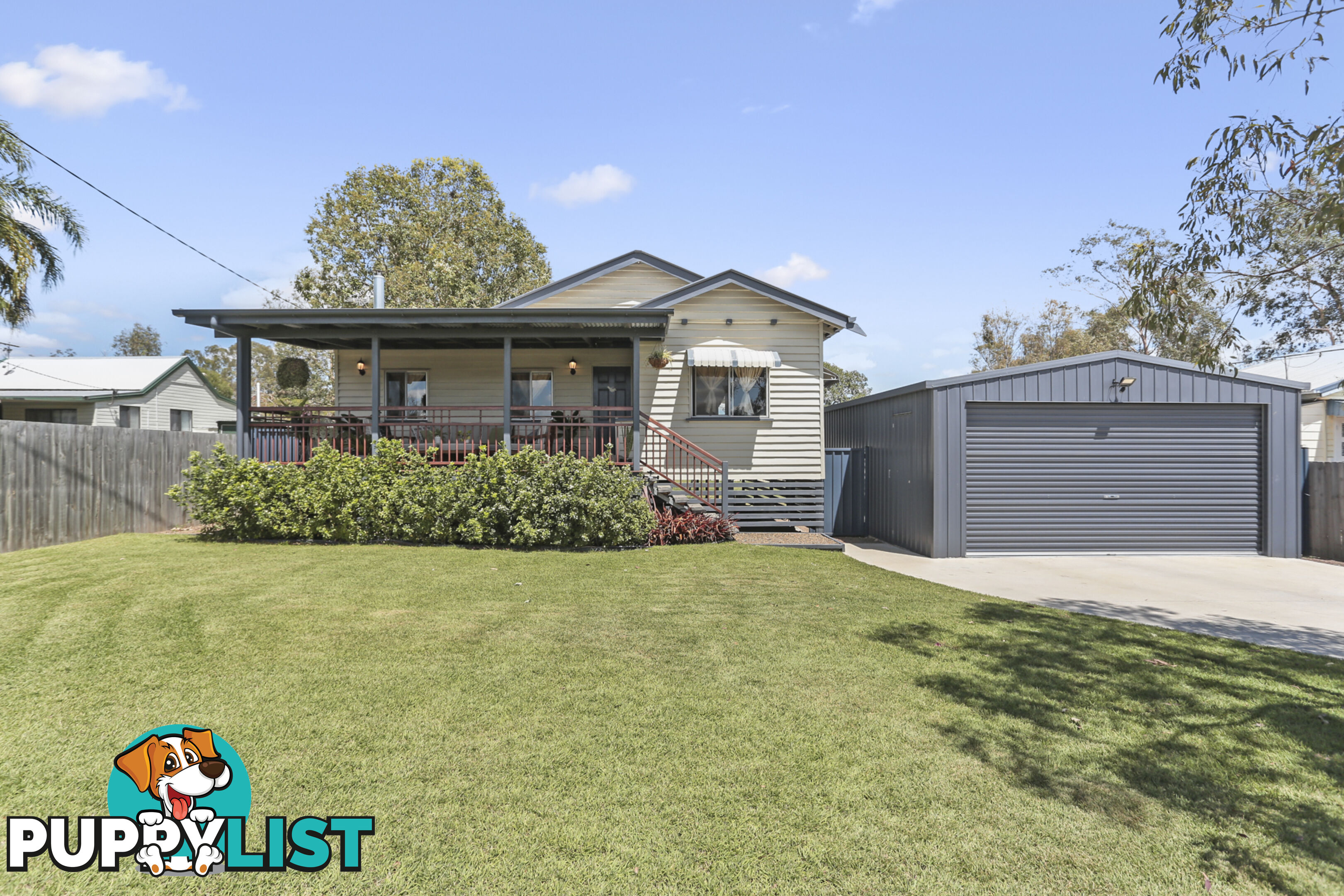 8 MACAULAY STREET FERNVALE QLD 4306