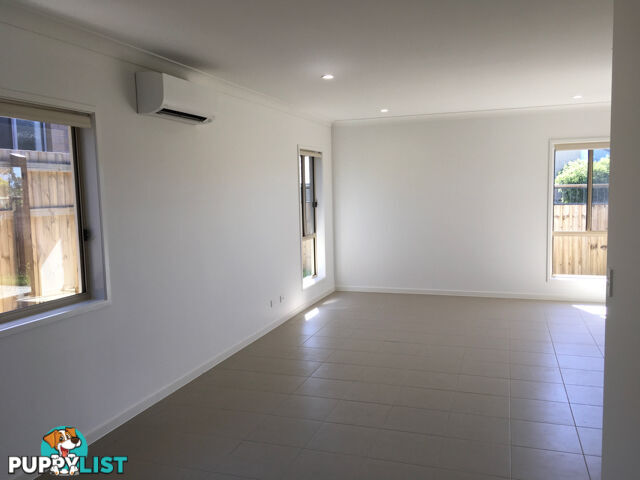 112 Napier Circuit SILKSTONE QLD 4304