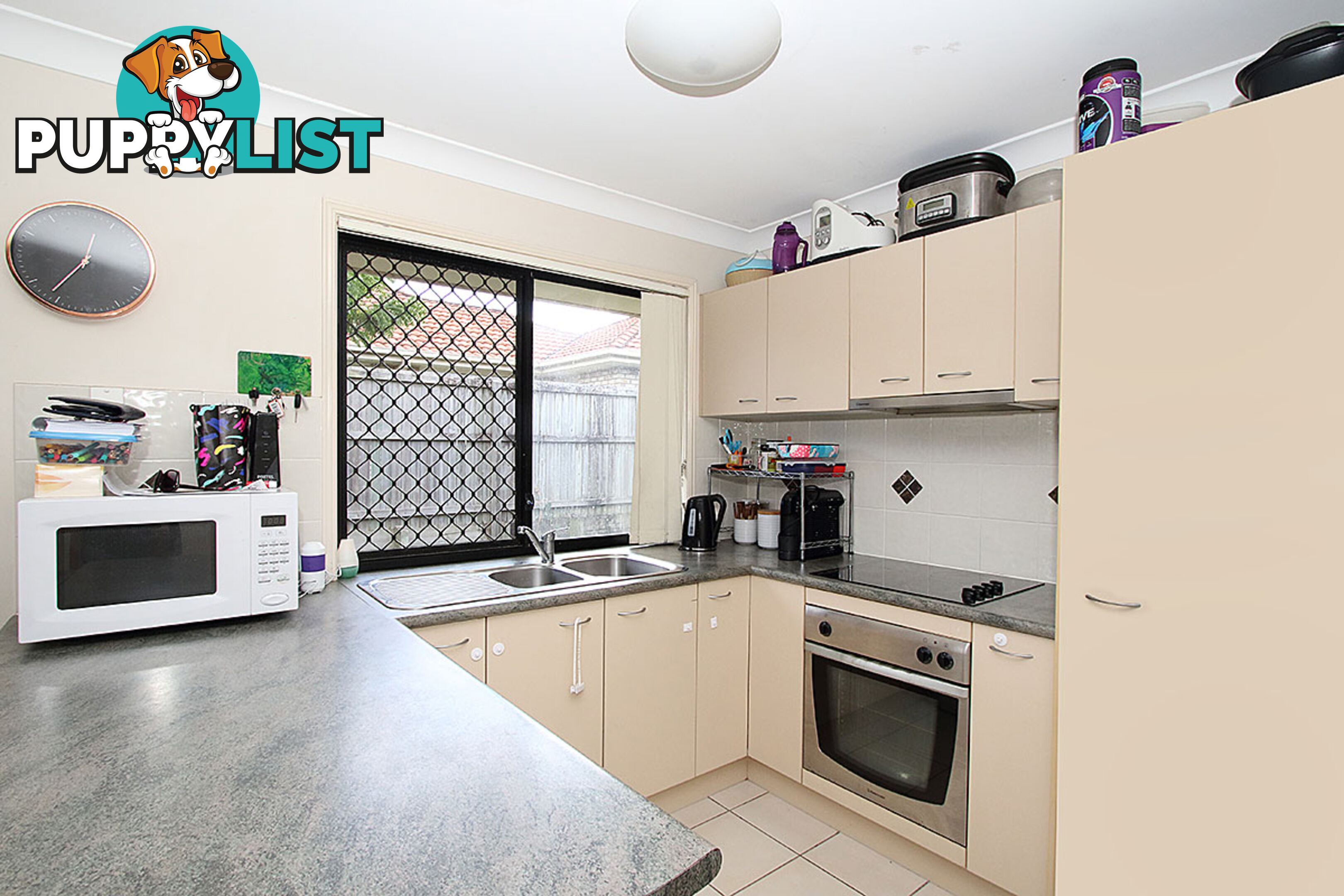 17 Elcock Ave CRESTMEAD QLD 4132