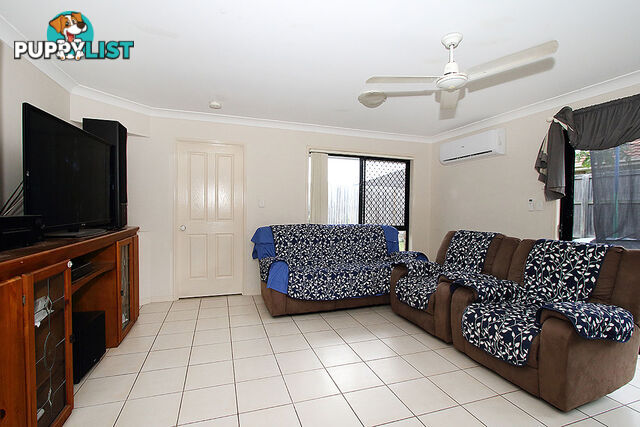 17 Elcock Ave CRESTMEAD QLD 4132