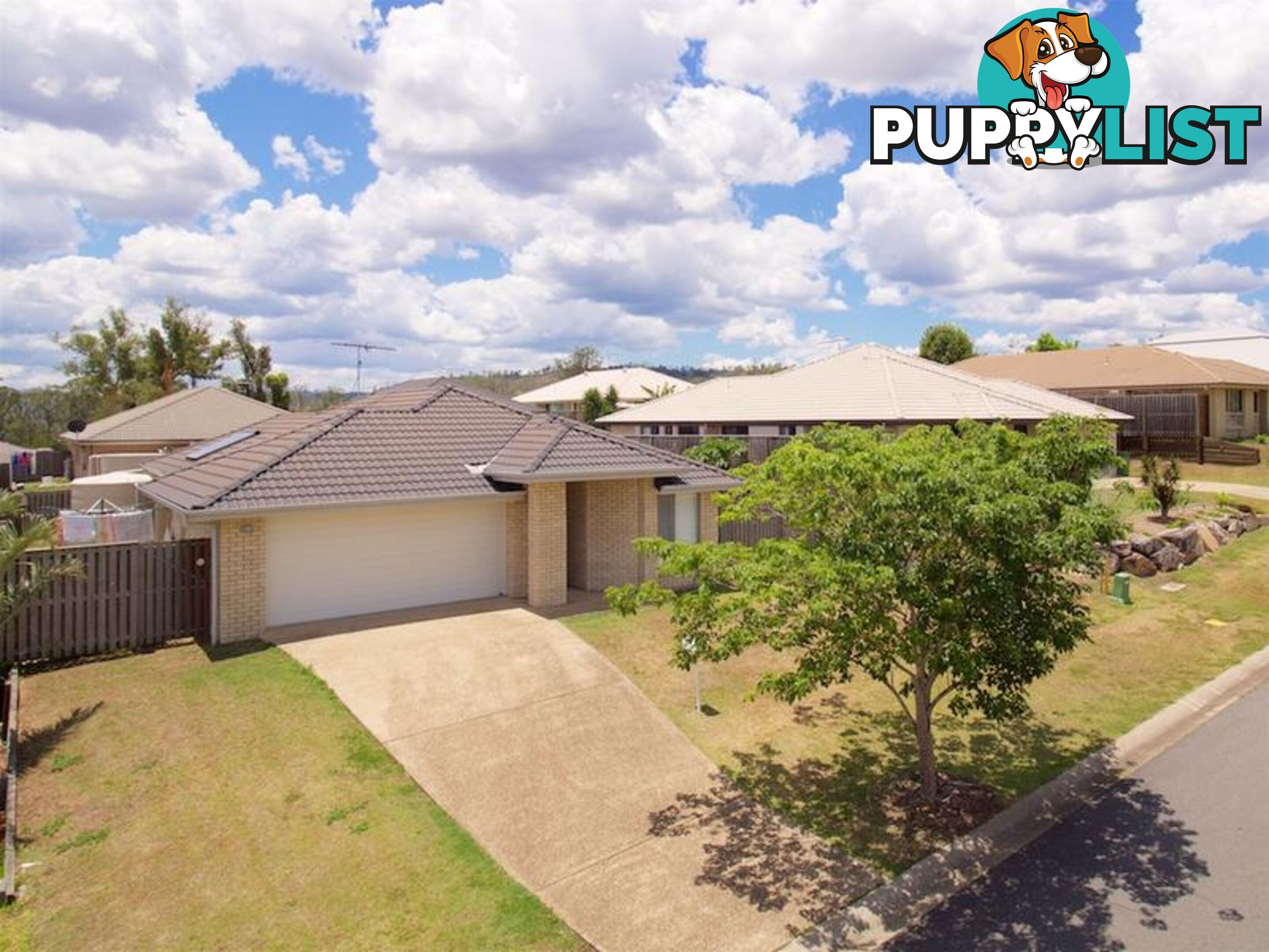 5 WILLOWOOD PLACE FERNVALE QLD 4306