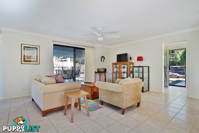 6 Maranoa Court FERNVALE QLD 4306