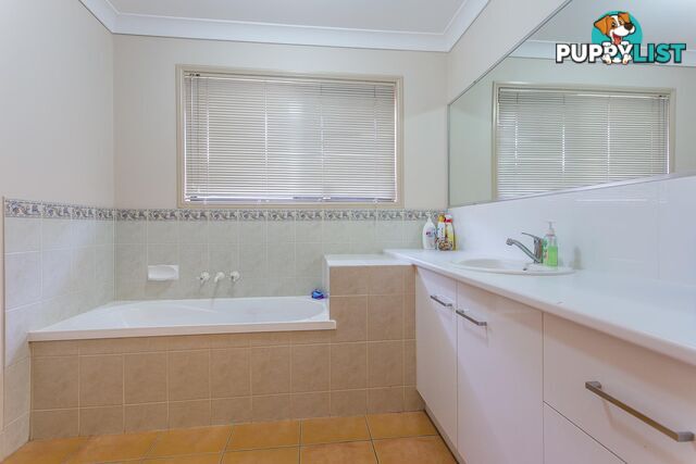 23 Westaway Cresc BELLBOWRIE QLD 4070