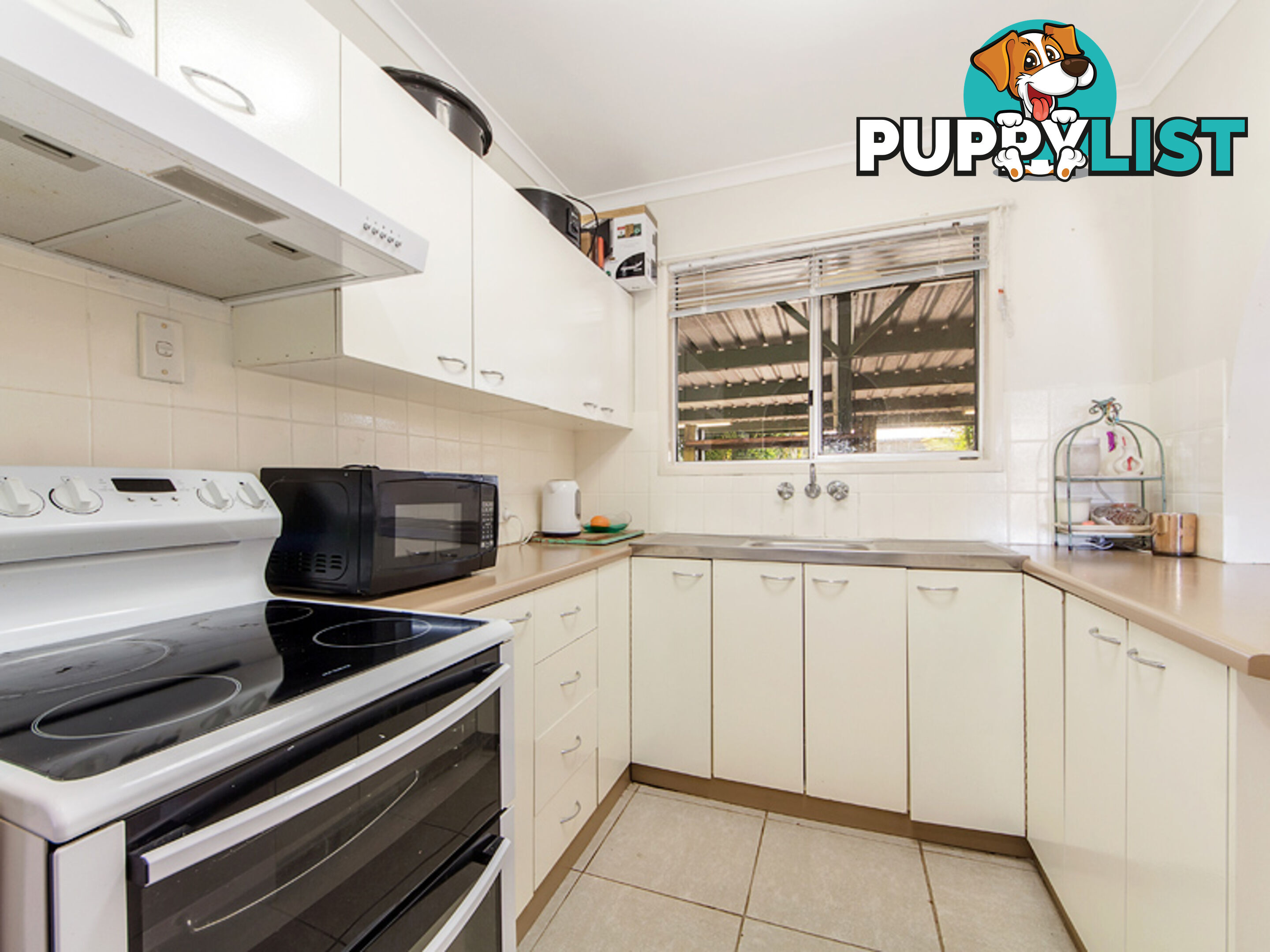 33 Bell St WALLOON QLD 4306