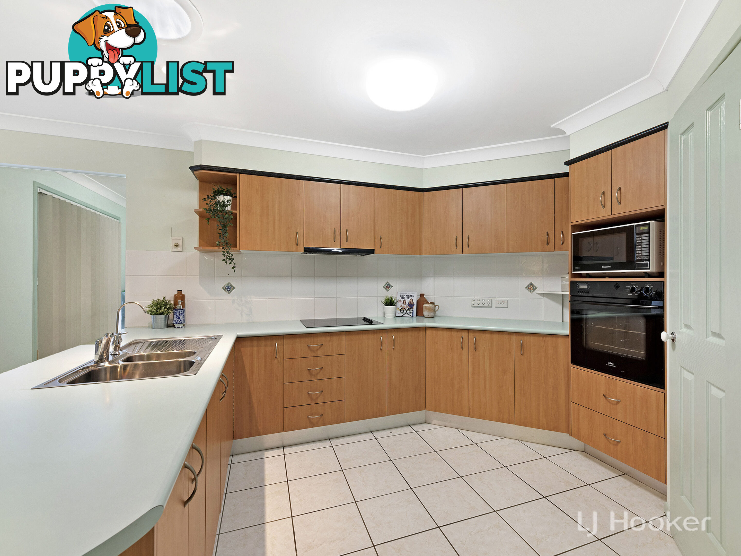 2 Catherine Place FLINDERS VIEW QLD 4305