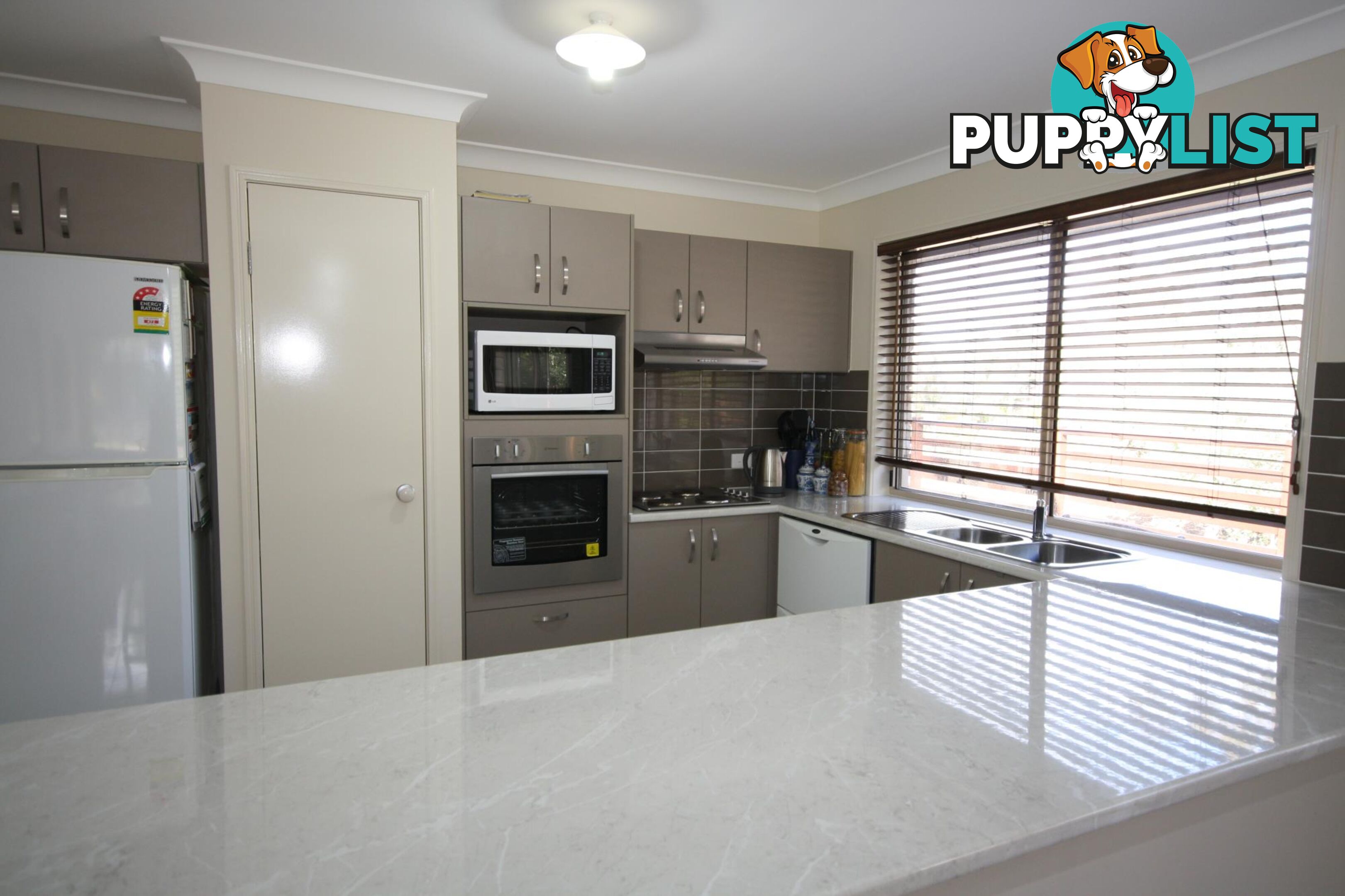 99 Beeston Drive FERNVALE QLD 4306