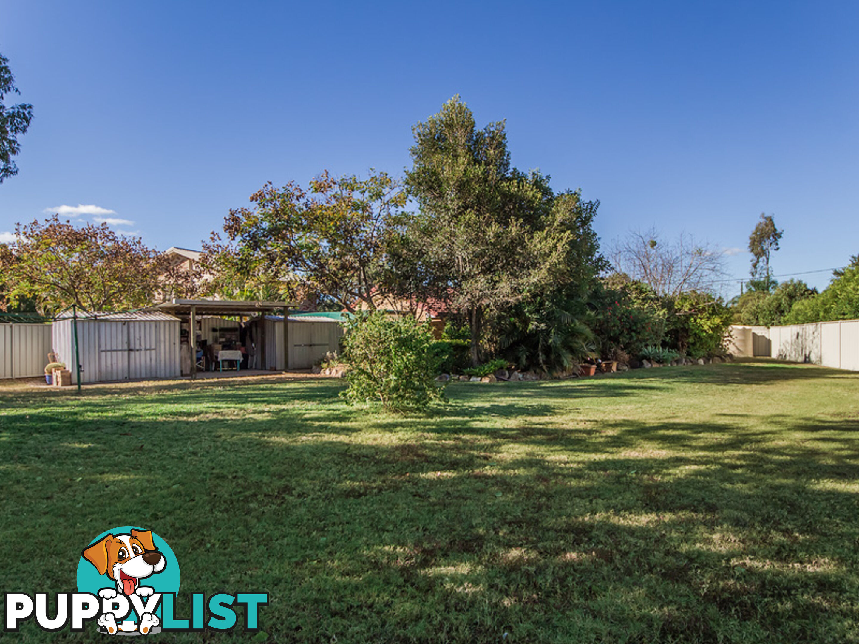 4 Macadamia ct WALLOON QLD 4306