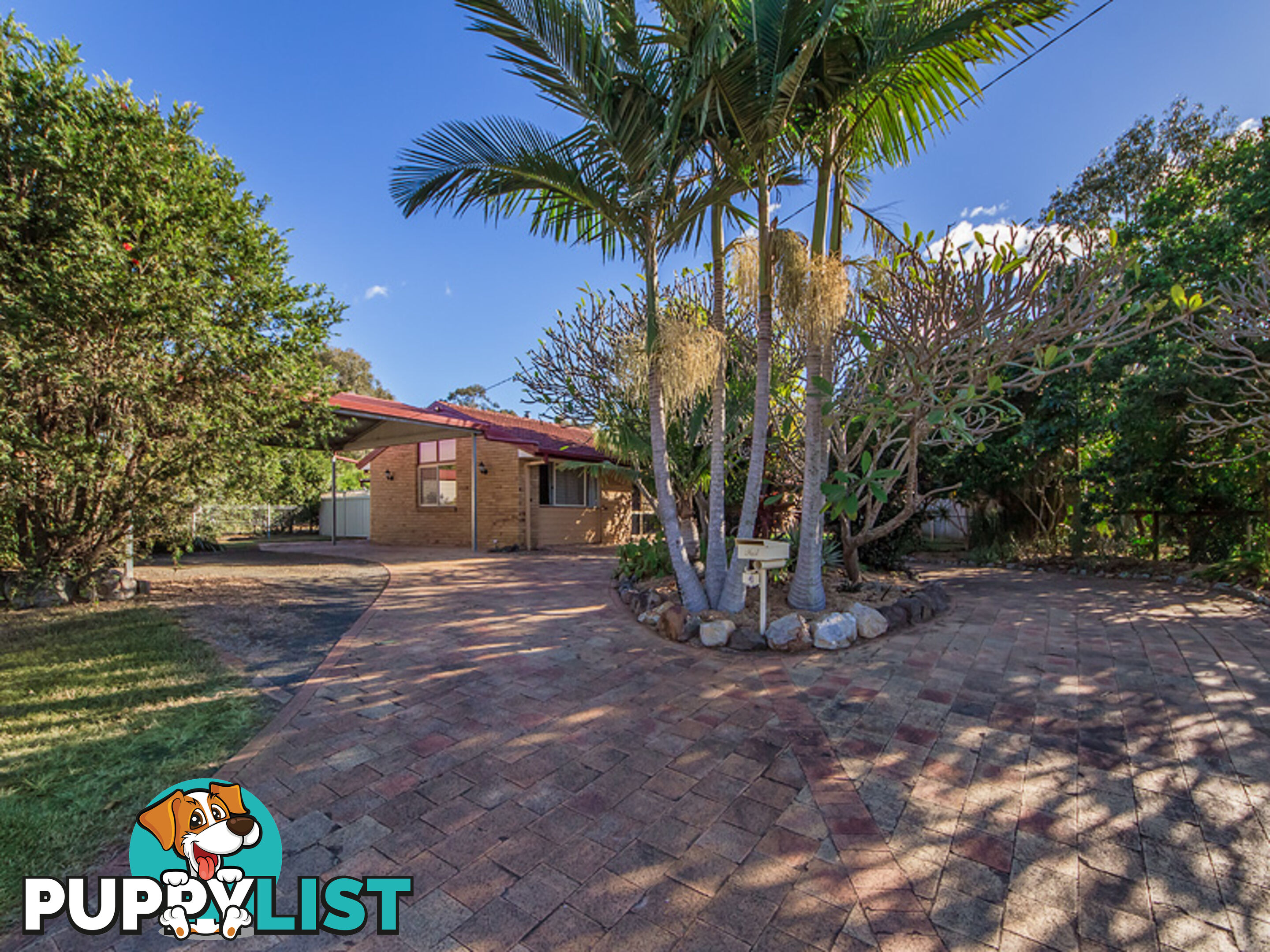 4 Macadamia ct WALLOON QLD 4306