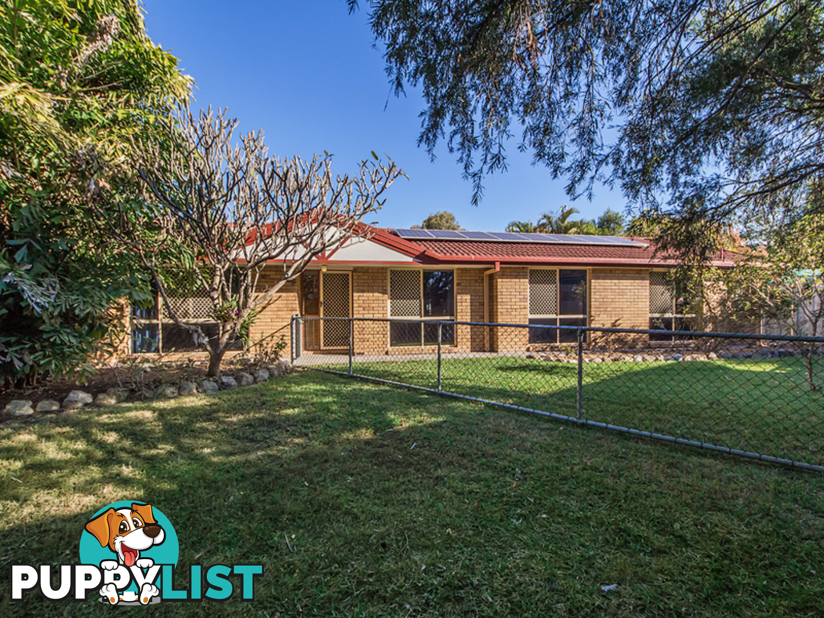 4 Macadamia ct WALLOON QLD 4306