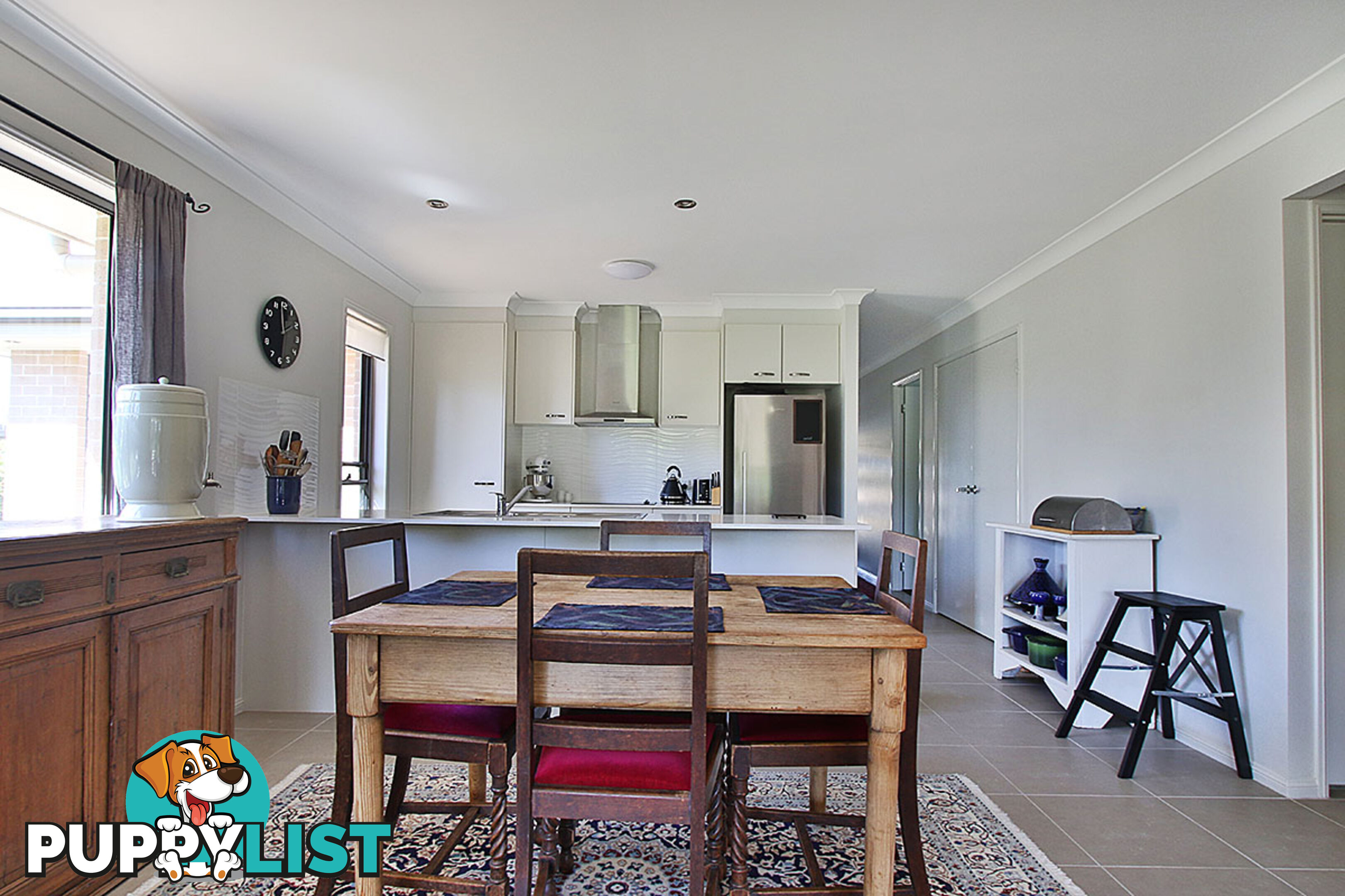 8 Brightwood Pl FERNVALE QLD 4306