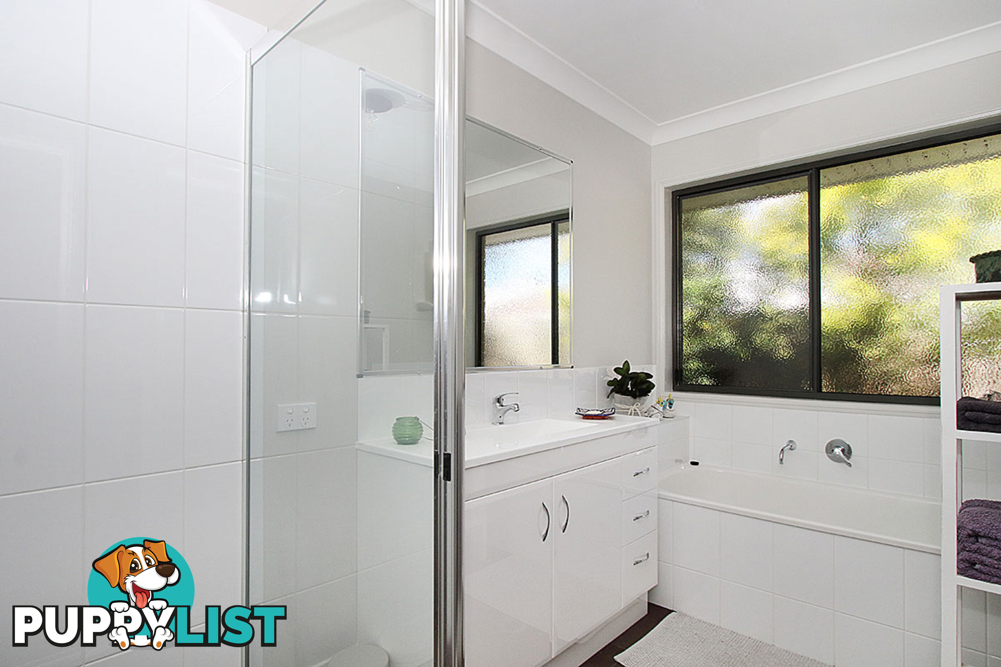 8 Brightwood Pl FERNVALE QLD 4306