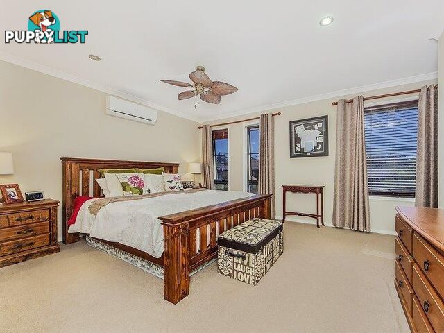 4 DALEWOOD PLACE FERNVALE QLD 4306