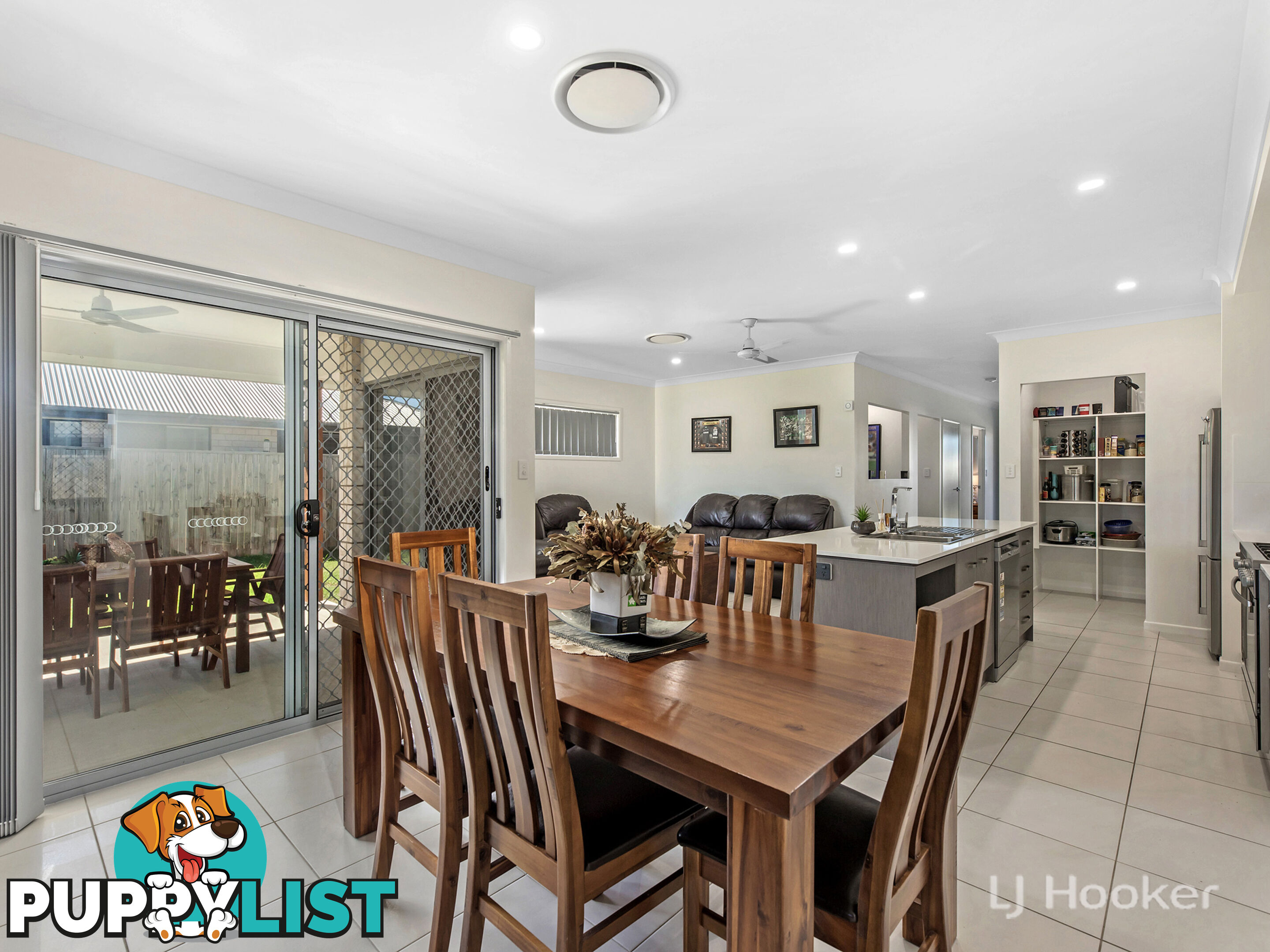 8 Mary Crescent ROSEWOOD QLD 4340