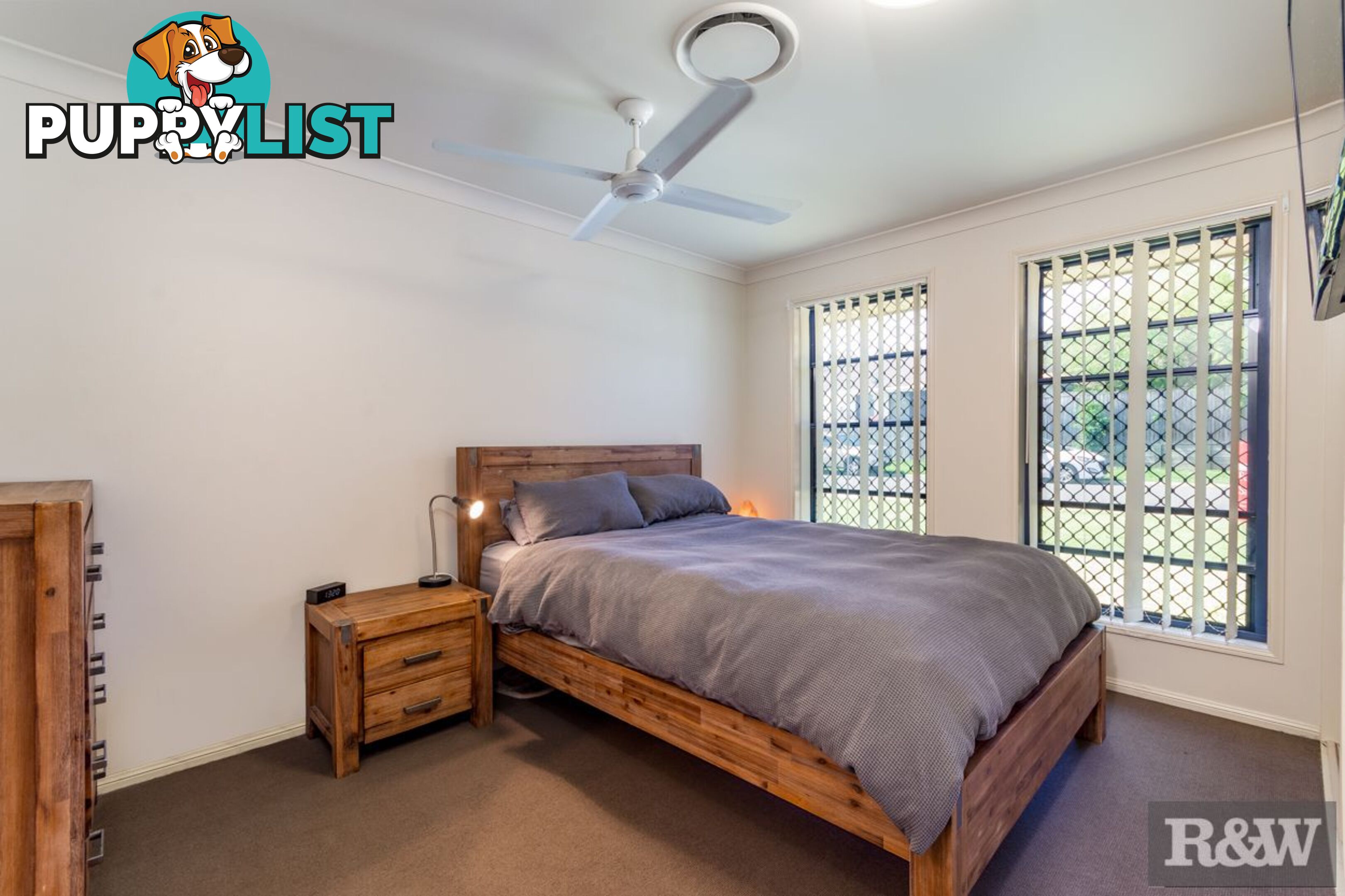 15 Desmond Street Narangba QLD 4504