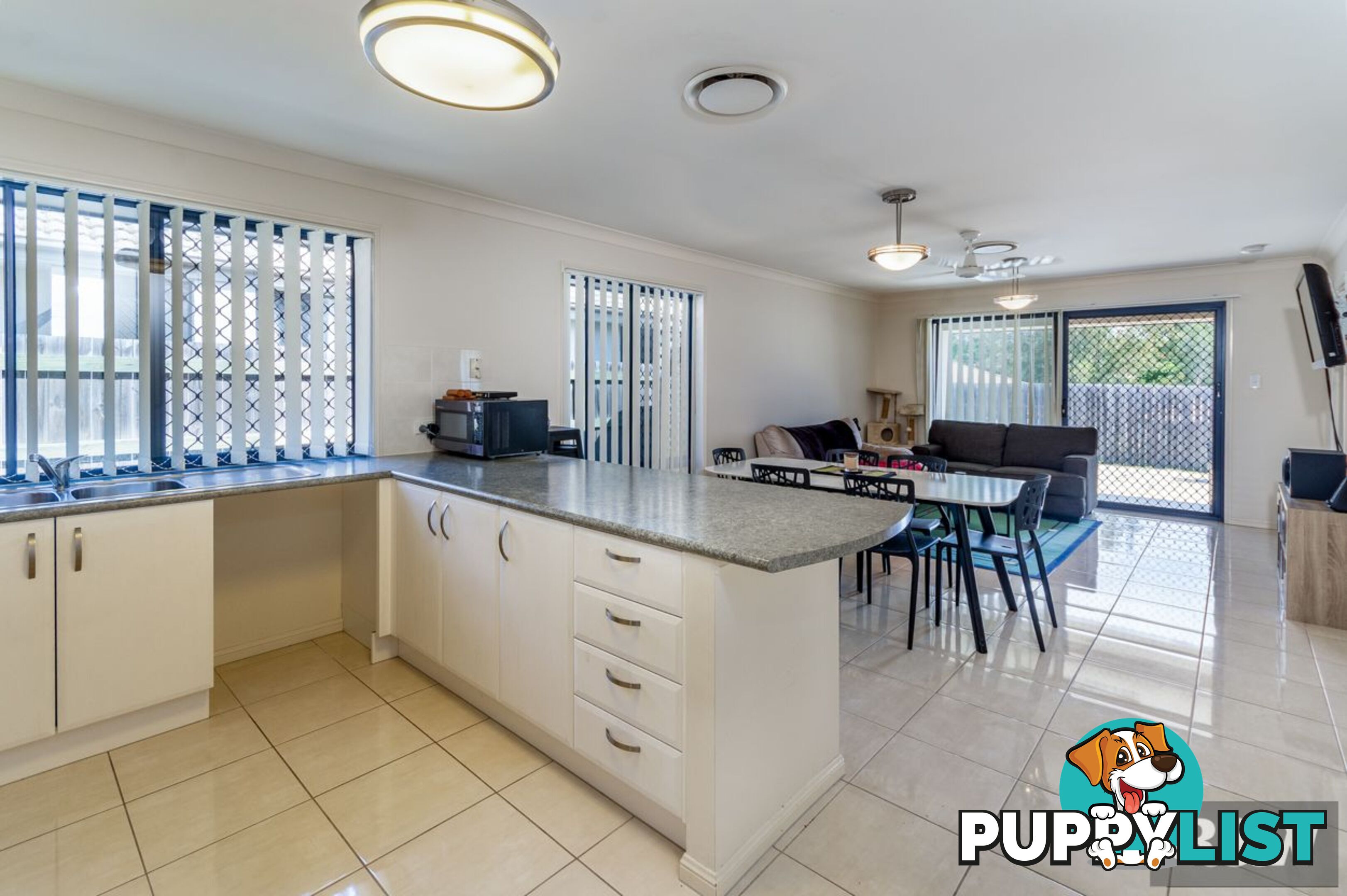 15 Desmond Street Narangba QLD 4504