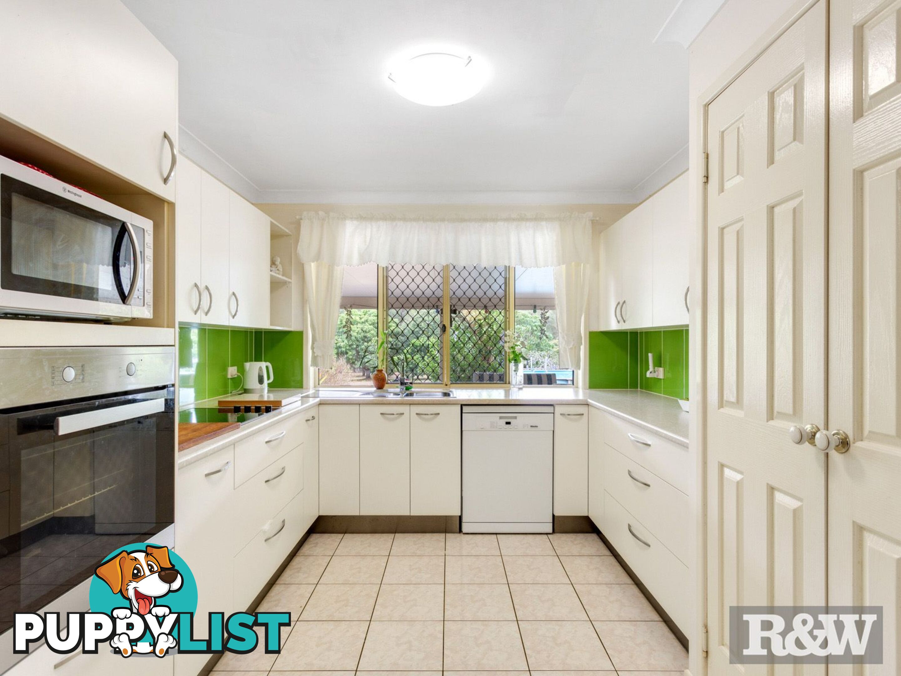 93-95 Smiths Road Elimbah QLD 4516