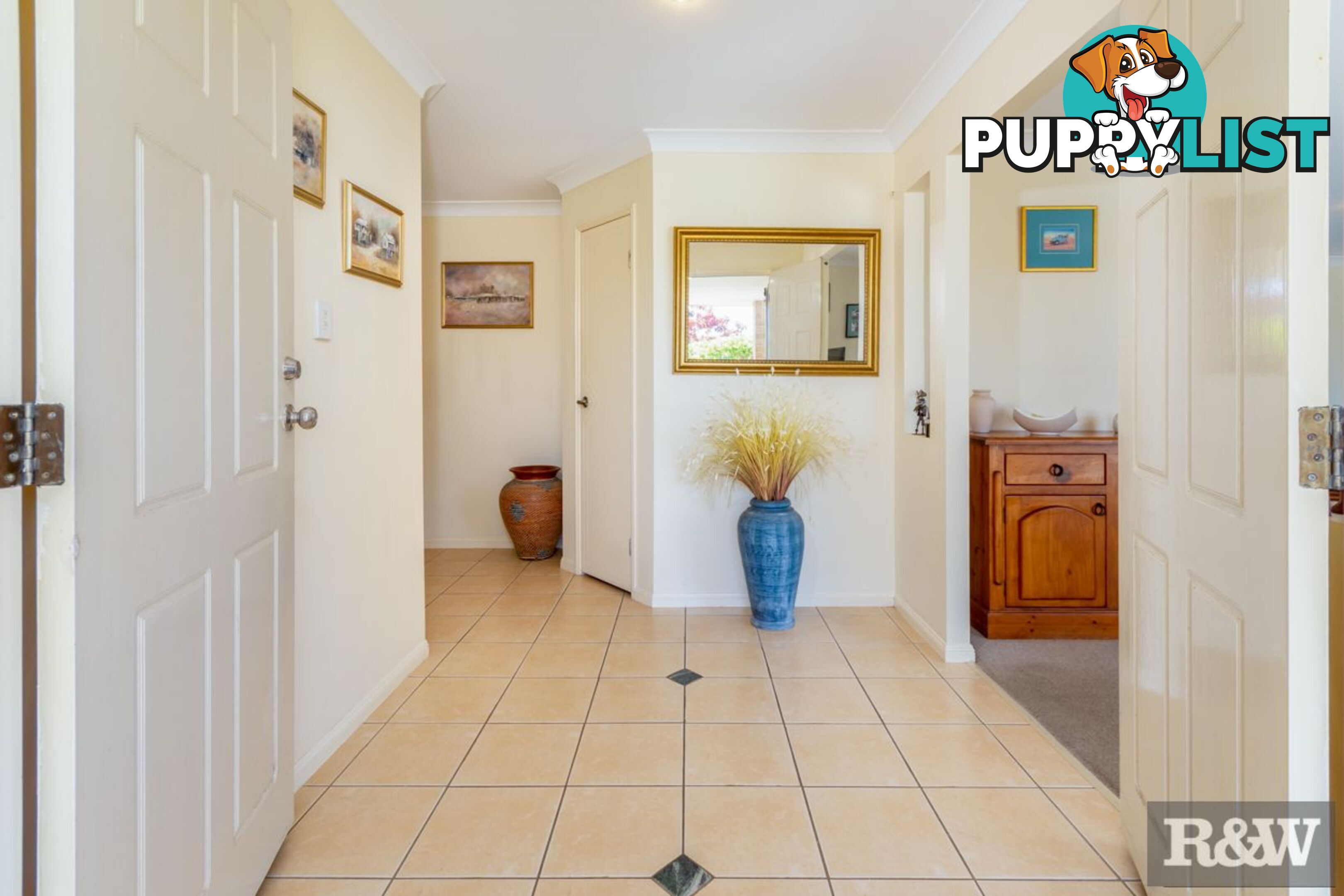 217 Bestmann Road East Sandstone Point QLD 4511