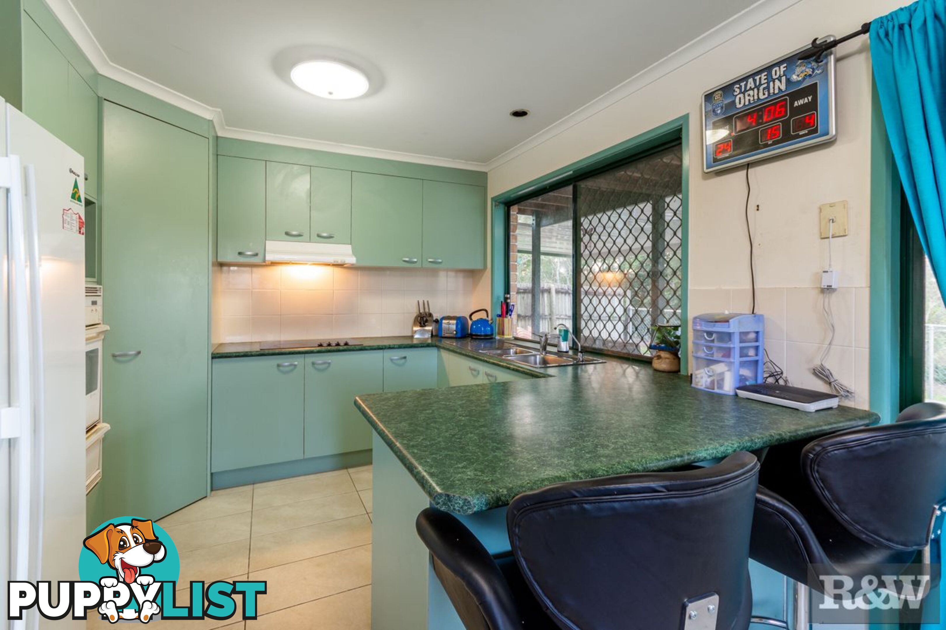 2 5 Loel Court Morayfield QLD 4506