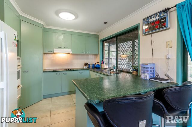 2 5 Loel Court Morayfield QLD 4506