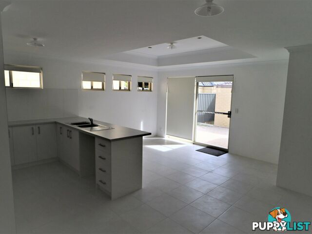 2/48 Tangmere Way BALGA WA 6061