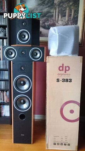 Delphonica Audio Systems 5 speaker surround sound system