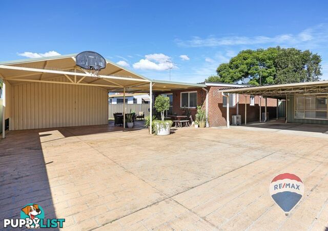 15 WINDERMERE AVENUE CAMBRIDGE PARK NSW 2747