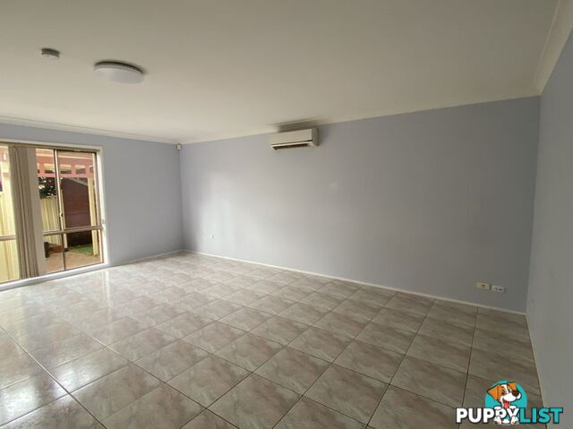 10A FLORIBUNDA AVENUE GLENMORE PARK NSW 2745