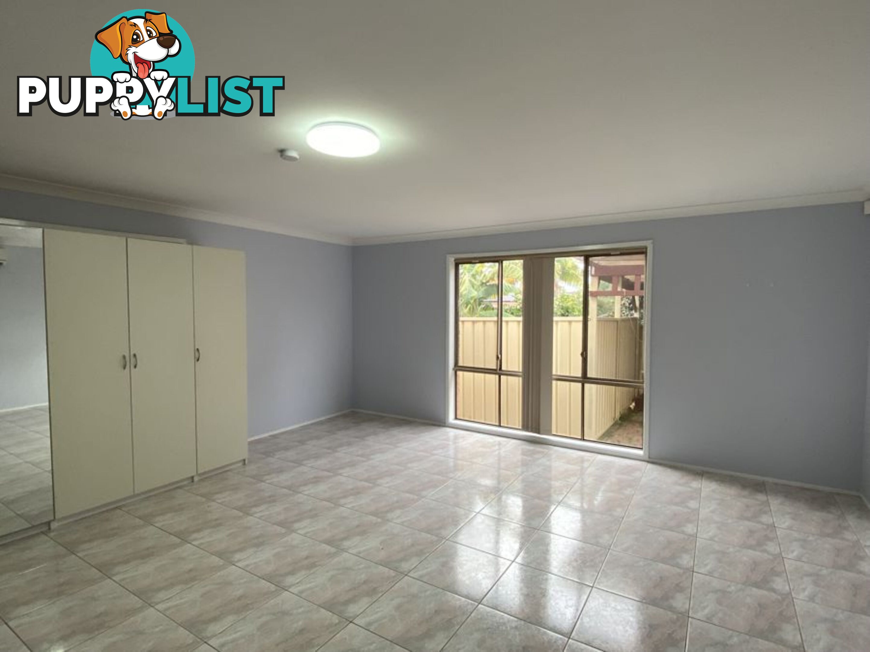 10A FLORIBUNDA AVENUE GLENMORE PARK NSW 2745