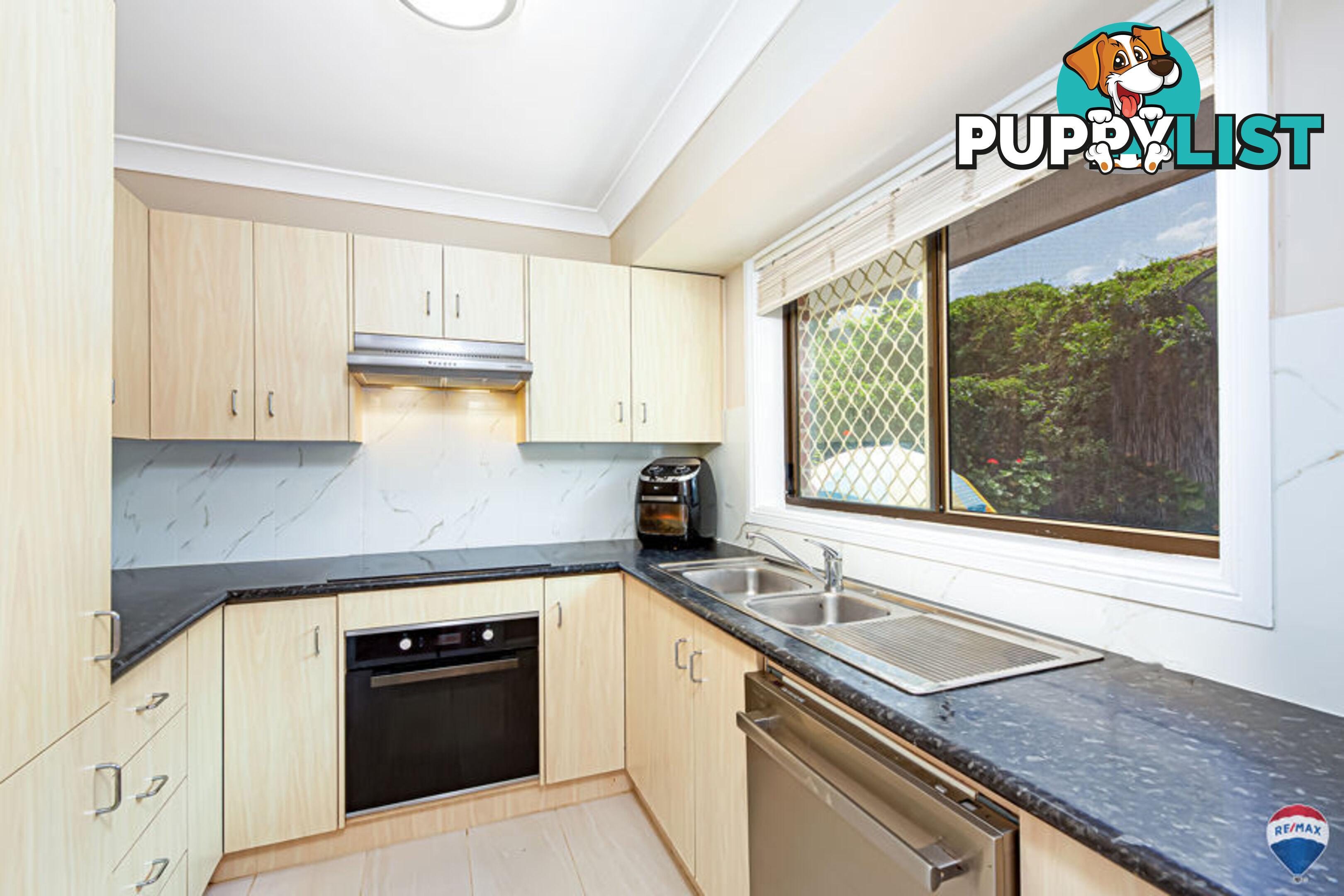 2/23 BARBER AVENUE PENRITH NSW 2750