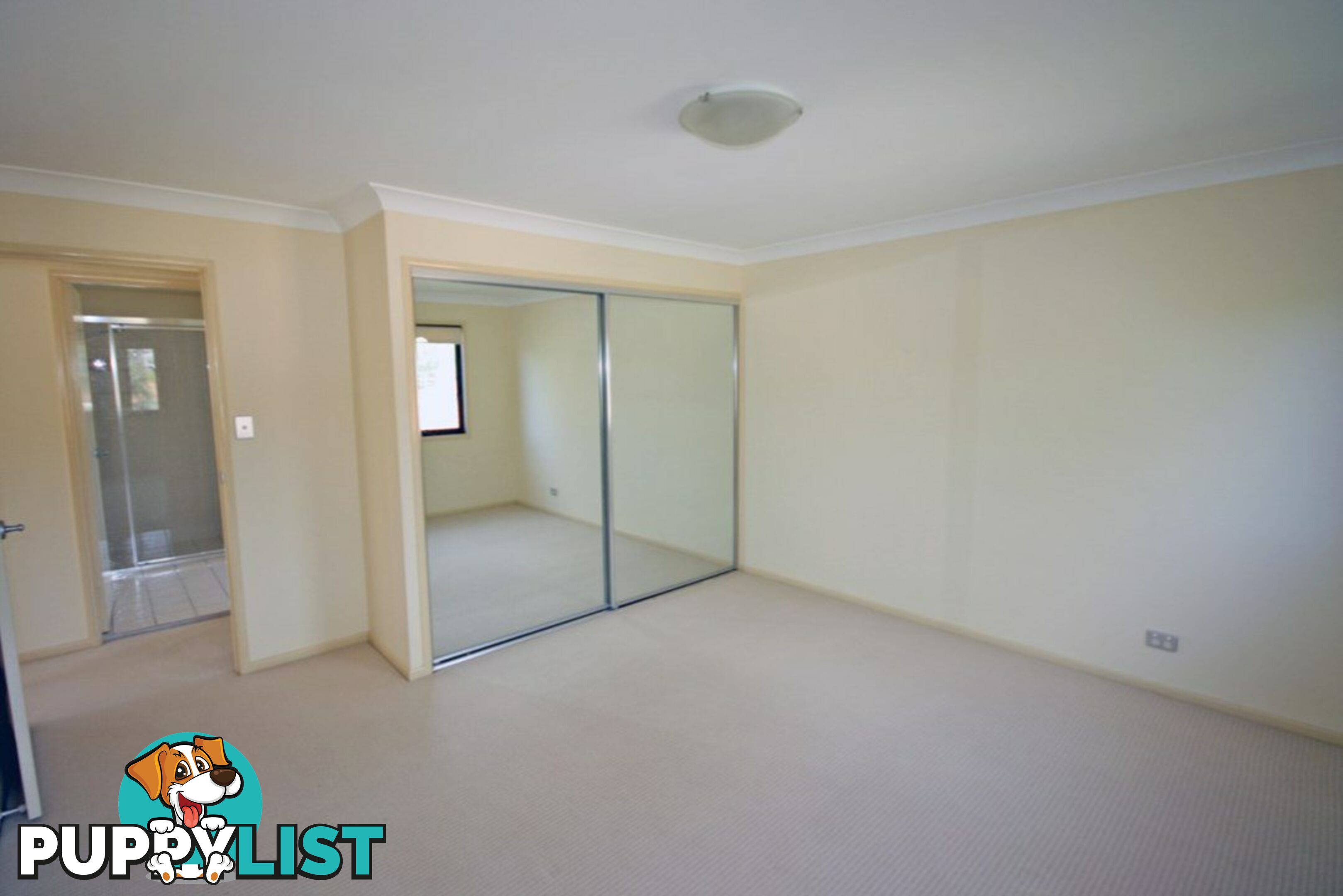 12 Mizen Place HOLLAND PARK WEST QLD 4121