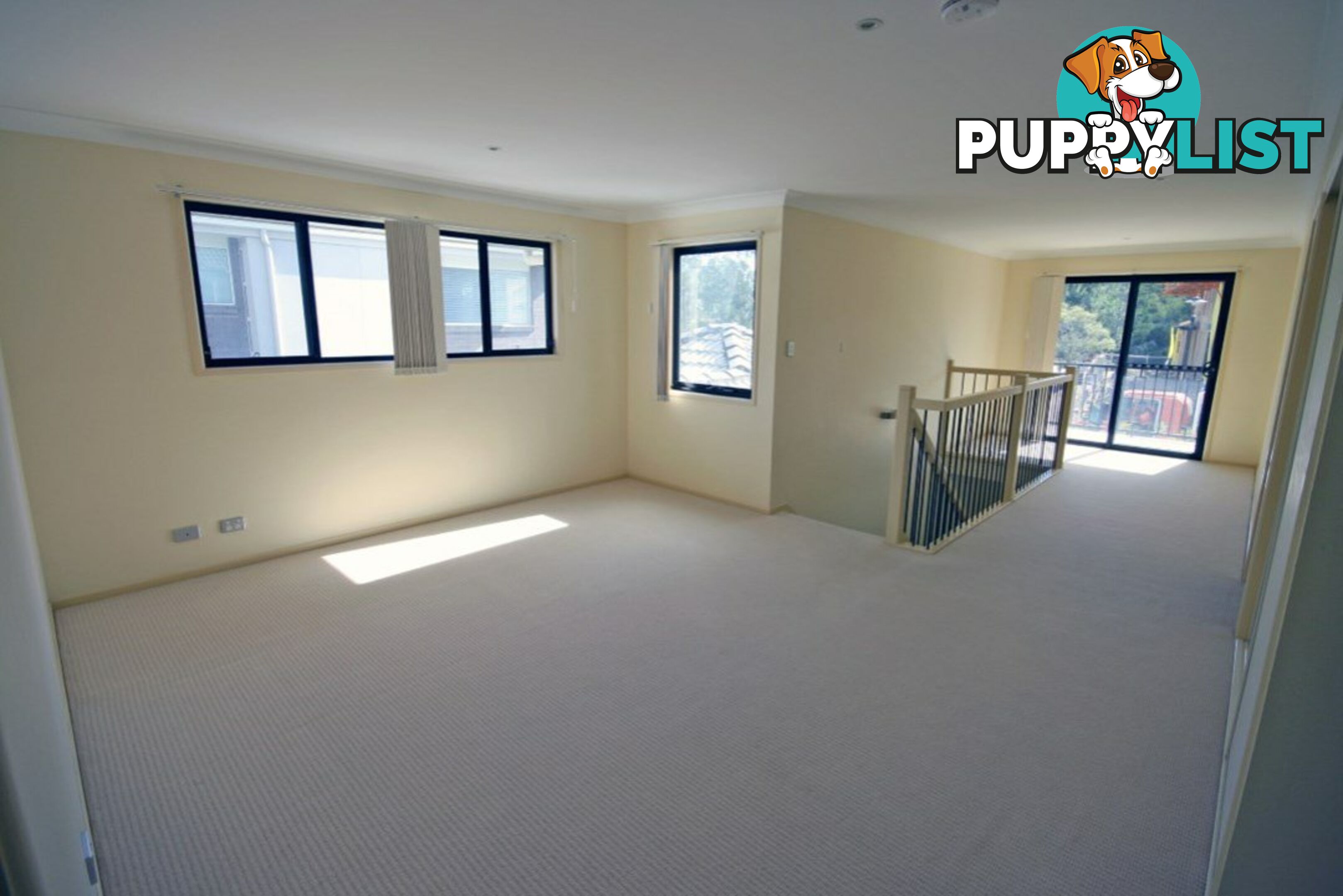 12 Mizen Place HOLLAND PARK WEST QLD 4121