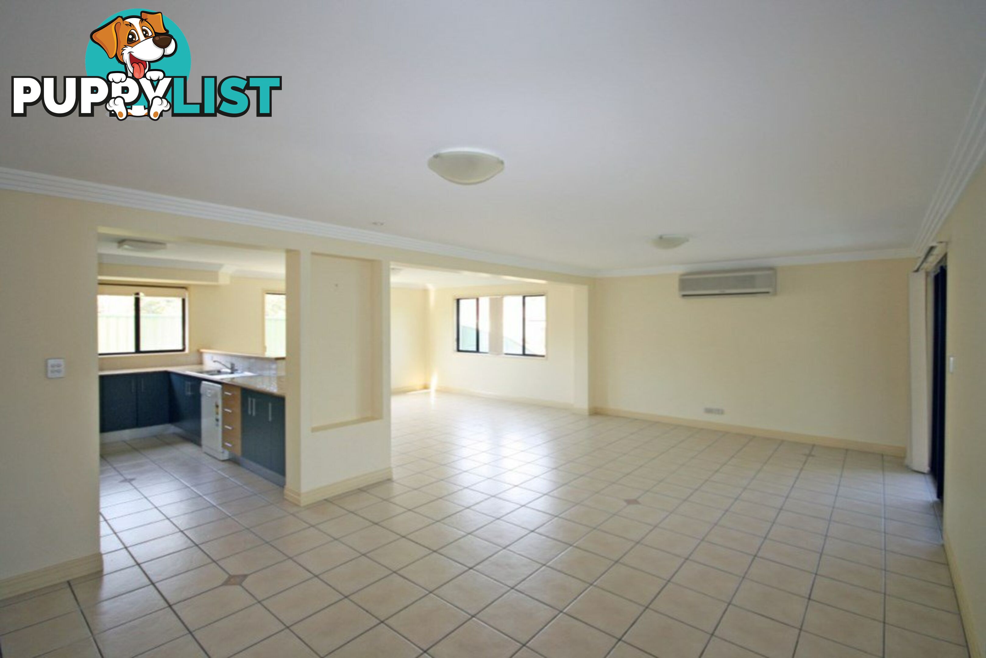 12 Mizen Place HOLLAND PARK WEST QLD 4121