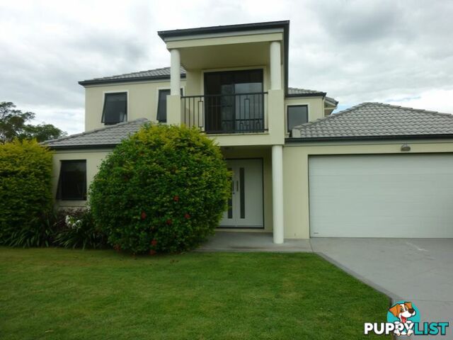 12 Mizen Place HOLLAND PARK WEST QLD 4121